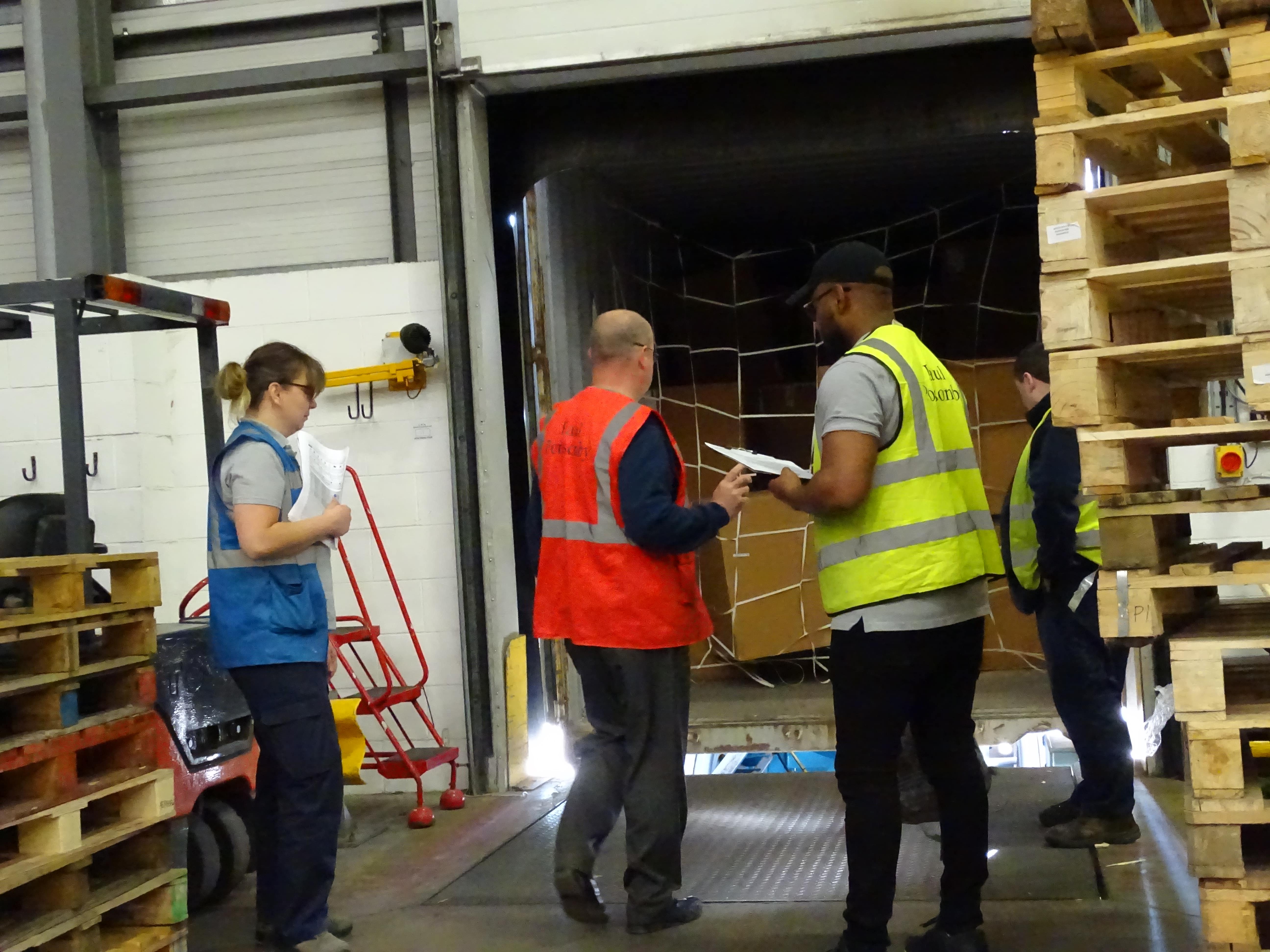Container-unloading-min.jpg