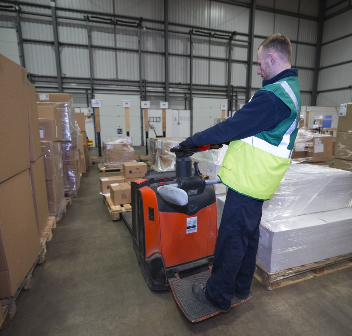 WAREHOUSE-60-min.jpg